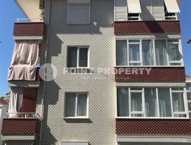 Three-room apartment, 125m², 650m from Keykubat beach in an urban house in the center of Alanya-id-1963-photo-1