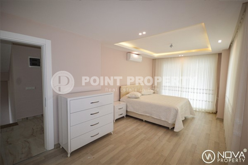 Просторная вилла с тремя спальнями, 270м², в комплексе с инфраструктурой в районе Алании – Каргыджак-id-1965-фото-15