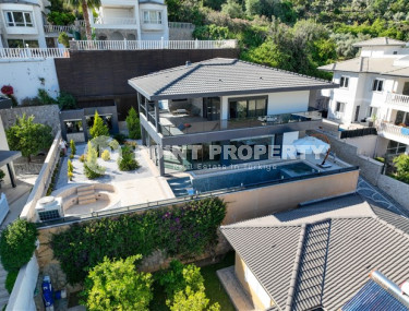 Элитная двухэтажная вилла с тремя спальнями, 210м², с потрясающими видами в районе Тепе, Алания-id-1967-фото-2