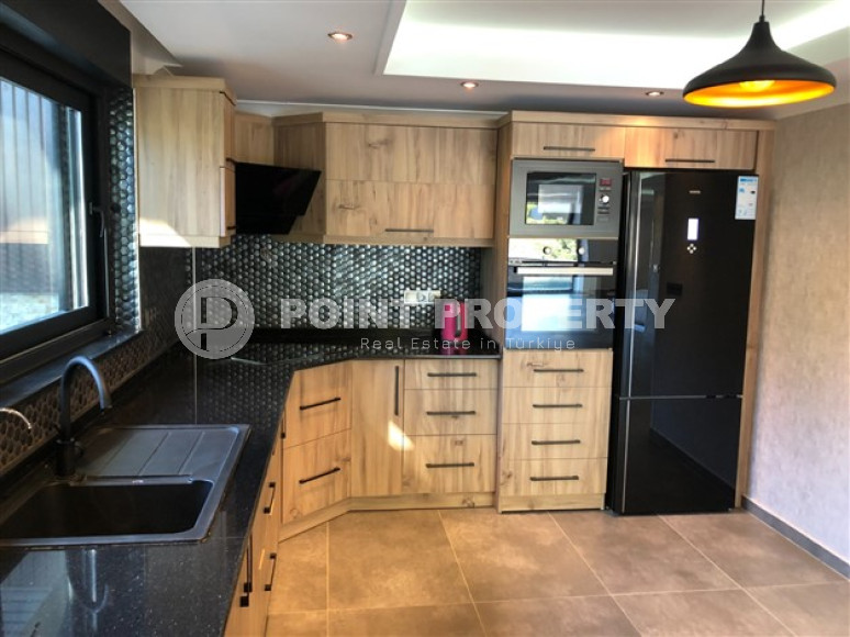 Элитная двухэтажная вилла с тремя спальнями, 210м², с потрясающими видами в районе Тепе, Алания-id-1967-фото-10