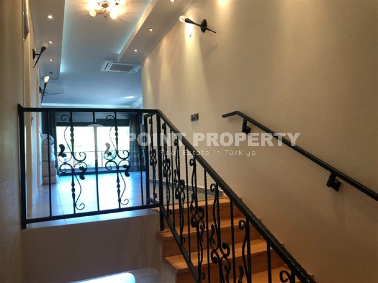 Элитная двухэтажная вилла с тремя спальнями, 210м², с потрясающими видами в районе Тепе, Алания-id-1967-фото-18