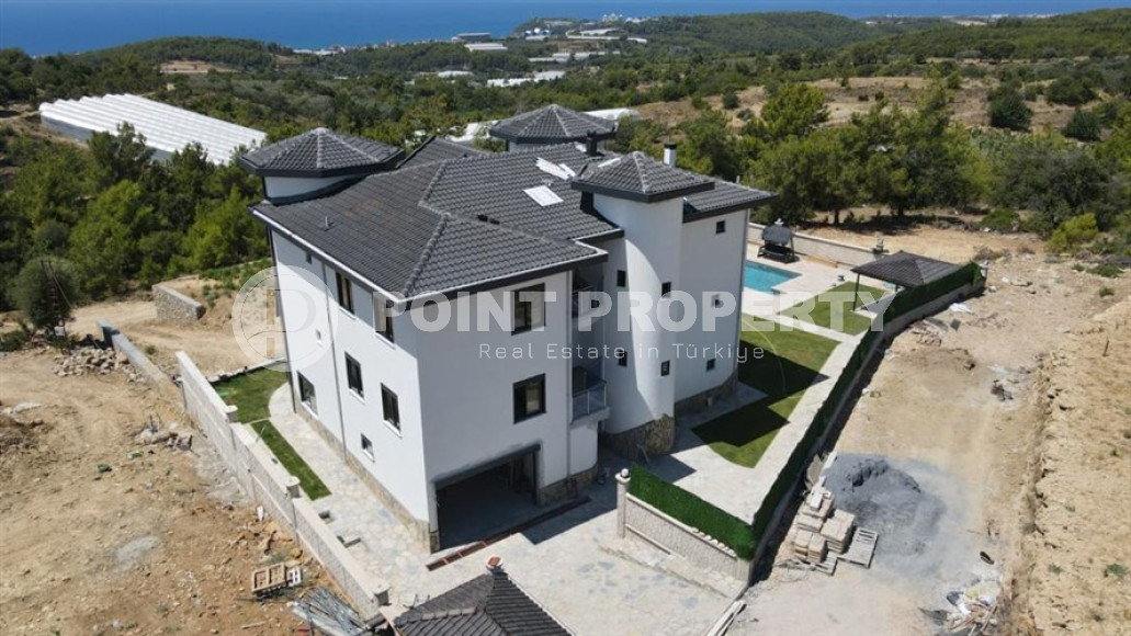 Luxurious villa 8+3, 660m², at the final stage of construction in the Alanya area - Okurcallar-id-1968-photo-3