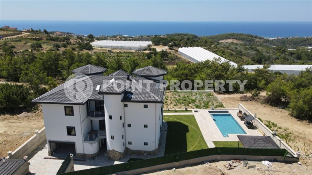 Luxurious villa 8+3, 660m², at the final stage of construction in the Alanya area - Okurcallar-id-1968-photo-9
