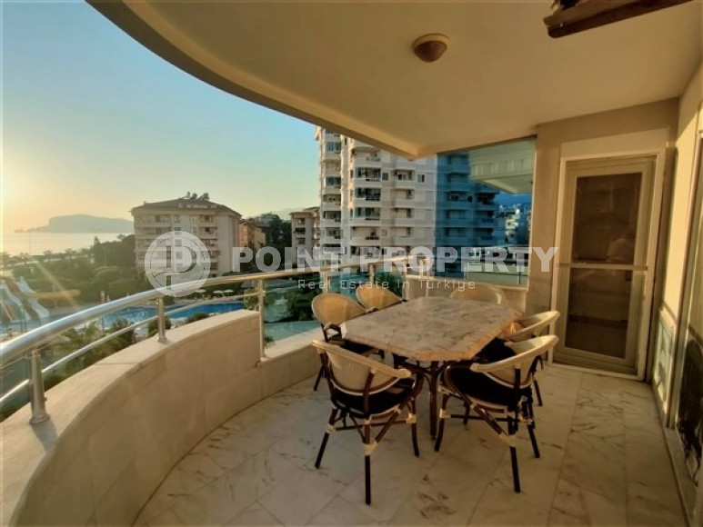 Квартира 2+1, 110м², с видом на закат и Аланийскую крепость на первой береговой линии в Тосмуре, Алания-id-1970-фото-14