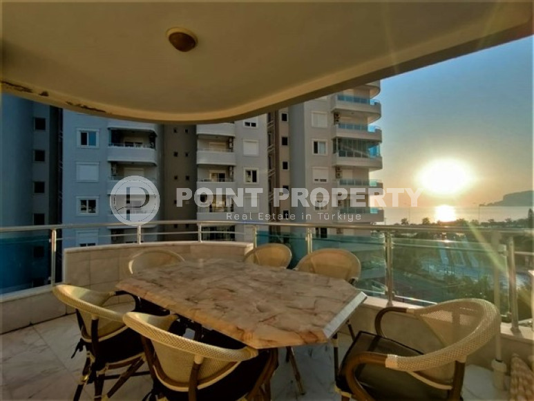 Квартира 2+1, 110м², с видом на закат и Аланийскую крепость на первой береговой линии в Тосмуре, Алания-id-1970-фото-22