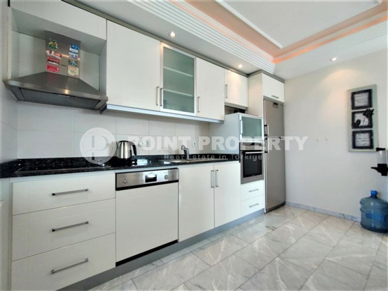 Квартира 2+1, 110м², с видом на закат и Аланийскую крепость на первой береговой линии в Тосмуре, Алания-id-1970-фото-25