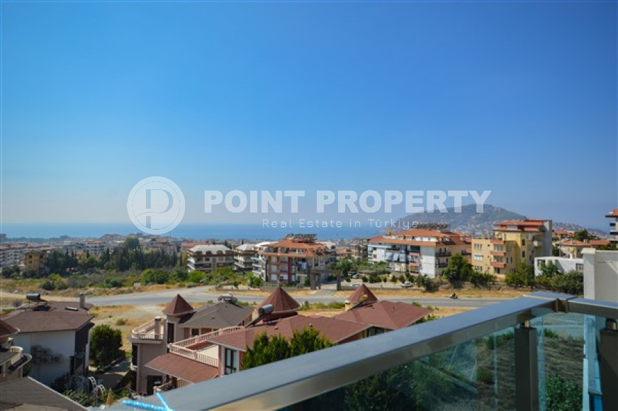 Spacious three bedroom penthouse, 180m², in the central mountainous area of Alanya-id-1971-photo-4