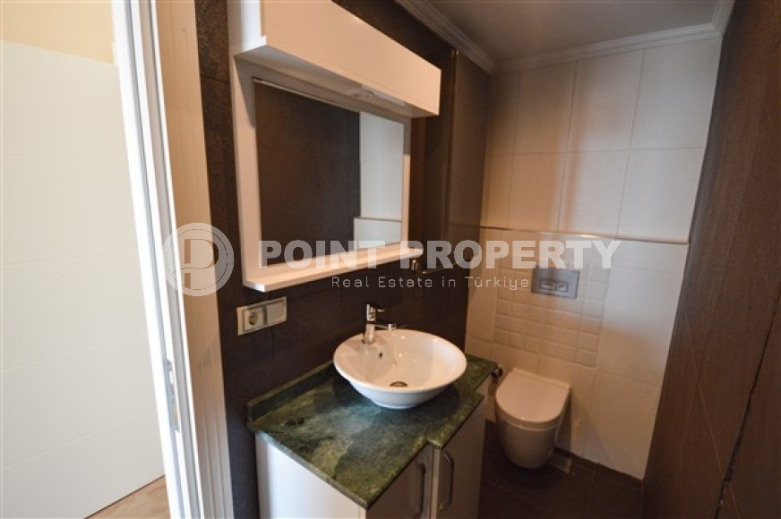 Spacious three bedroom penthouse, 180m², in the central mountainous area of Alanya-id-1971-photo-8