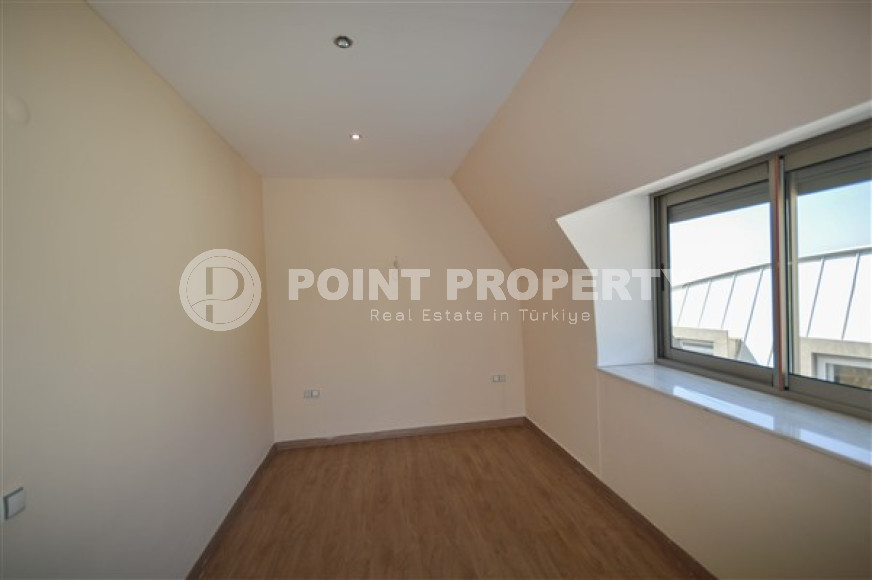 Spacious three bedroom penthouse, 180m², in the central mountainous area of Alanya-id-1971-photo-10