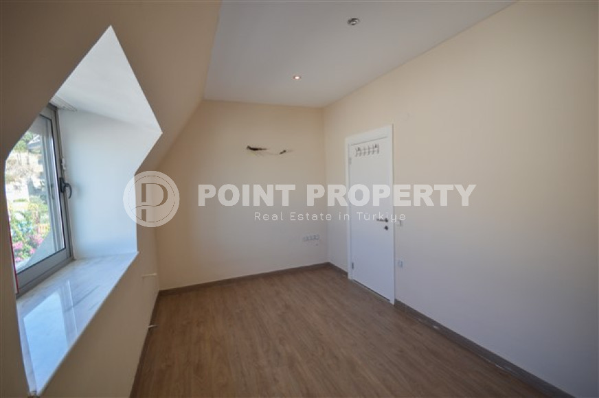 Spacious three bedroom penthouse, 180m², in the central mountainous area of Alanya-id-1971-photo-11