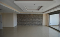 Spacious three bedroom penthouse, 180m², in the central mountainous area of Alanya-id-1971-photo-19