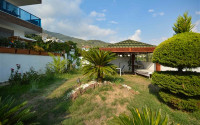 Spacious three bedroom penthouse, 180m², in the central mountainous area of Alanya-id-1971-photo-21
