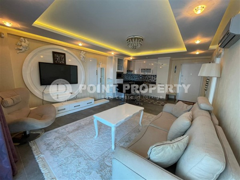 Просторная двухкомнатная квартира с мебелью, 100 метров до моря, район Кестель-id-1974-фото-2