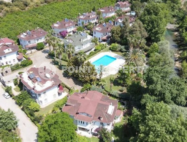 Пятикомнатная вилла, 195м², в уютном коттеджном комплексе с инфраструктурой в районе Тосмур, Алания-id-1977-фото-2