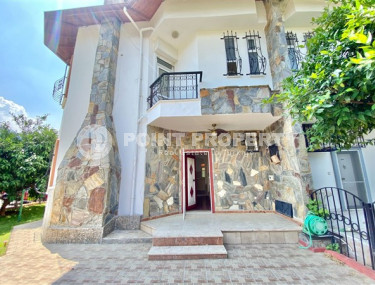 Пятикомнатная вилла, 195м², в уютном коттеджном комплексе с инфраструктурой в районе Тосмур, Алания-id-1977-фото-4