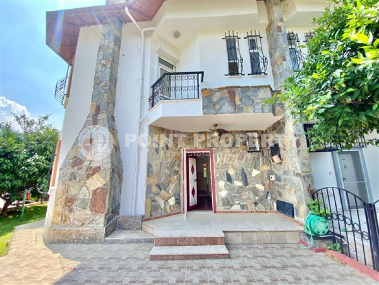 Пятикомнатная вилла, 195м², в уютном коттеджном комплексе с инфраструктурой в районе Тосмур, Алания-id-1977-фото-4