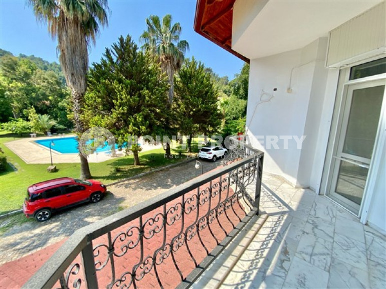 Пятикомнатная вилла, 195м², в уютном коттеджном комплексе с инфраструктурой в районе Тосмур, Алания-id-1977-фото-15