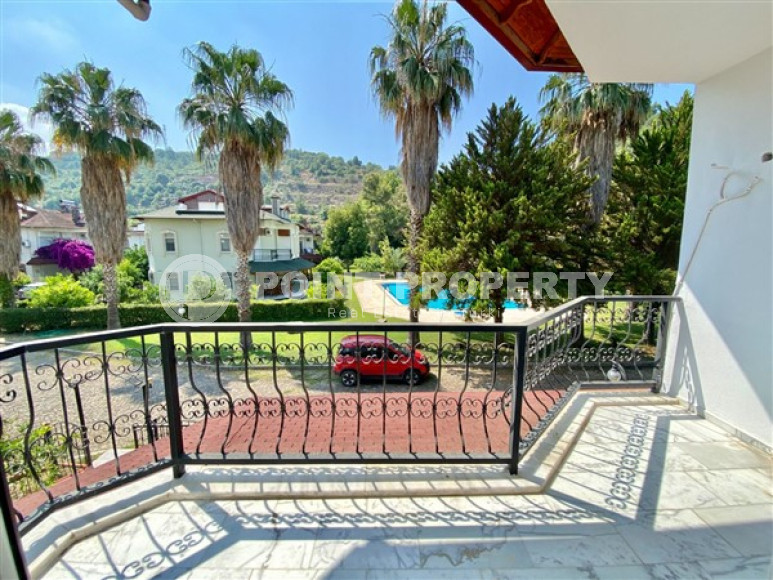 Пятикомнатная вилла, 195м², в уютном коттеджном комплексе с инфраструктурой в районе Тосмур, Алания-id-1977-фото-17