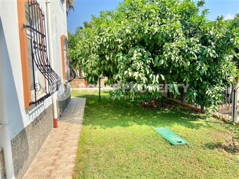 Пятикомнатная вилла, 195м², в уютном коттеджном комплексе с инфраструктурой в районе Тосмур, Алания-id-1977-фото-23