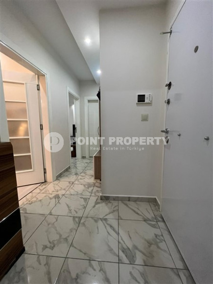 Two bedroom apartment, 100m², 900m from the sea in an urban house in the center of Alanya-id-1979-photo-12