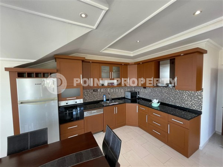 Furnished four-bedroom duplex apartment, 240m², in the center of Alanya with excellent views-id-1982-photo-5