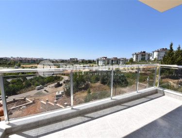 Linear four-room apartment, 150m², with separate kitchen, 1500m from the sea in Oba, Alanya-id-1984-photo-5