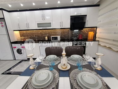 Designer three-room apartment, 120m², in the western part of Mahmutlar 350m from the Mediterranean Sea-id-1987-photo-3