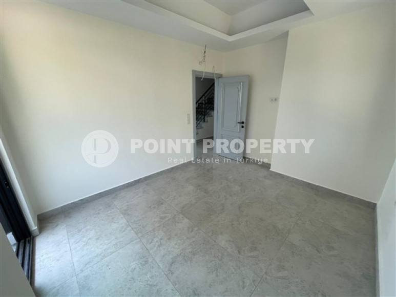 Five-room penthouse, 200m², overlooking the Alanya fortress in the center of Alanya, 1500m from the sea-id-1991-photo-7