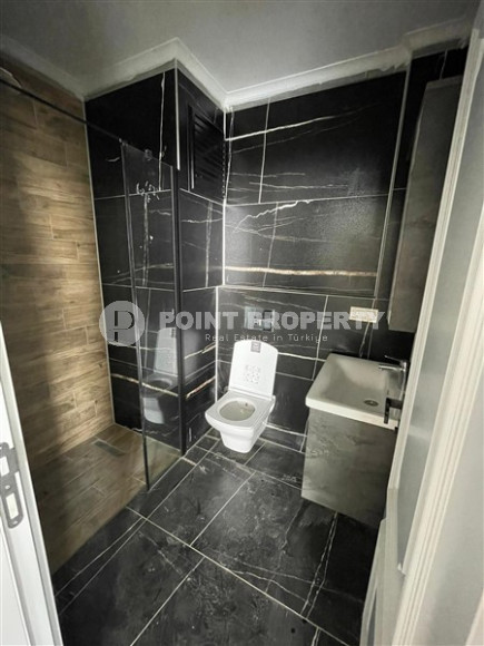 Five-room penthouse, 200m², overlooking the Alanya fortress in the center of Alanya, 1500m from the sea-id-1991-photo-10