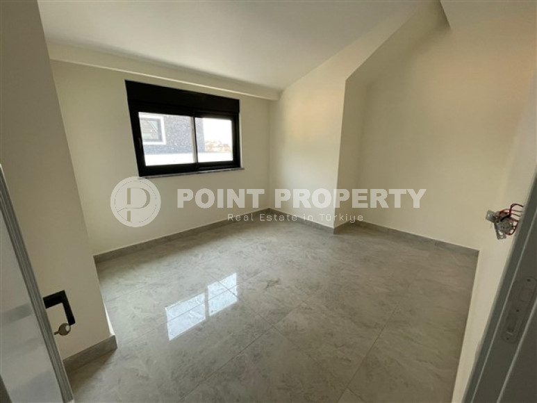 Five-room penthouse, 200m², overlooking the Alanya fortress in the center of Alanya, 1500m from the sea-id-1991-photo-13