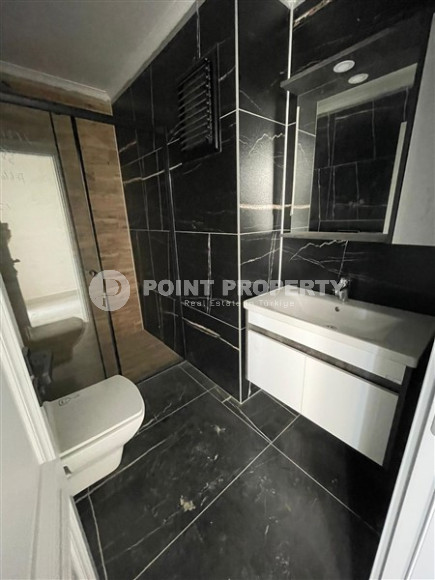 Five-room penthouse, 200m², overlooking the Alanya fortress in the center of Alanya, 1500m from the sea-id-1991-photo-19