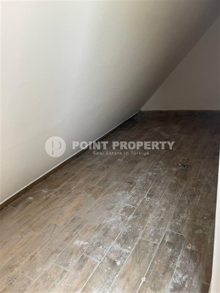 Five-room penthouse, 200m², overlooking the Alanya fortress in the center of Alanya, 1500m from the sea-id-1991-photo-22