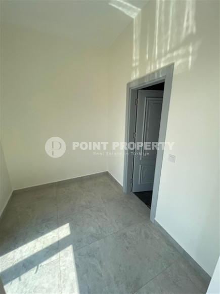 Five-room penthouse, 200m², overlooking the Alanya fortress in the center of Alanya, 1500m from the sea-id-1991-photo-23