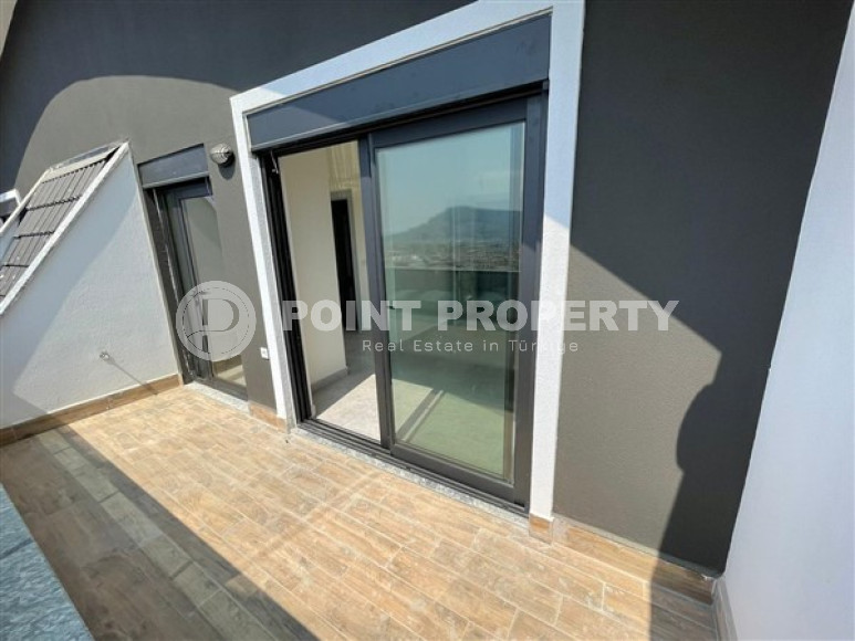 Five-room penthouse, 200m², overlooking the Alanya fortress in the center of Alanya, 1500m from the sea-id-1991-photo-24