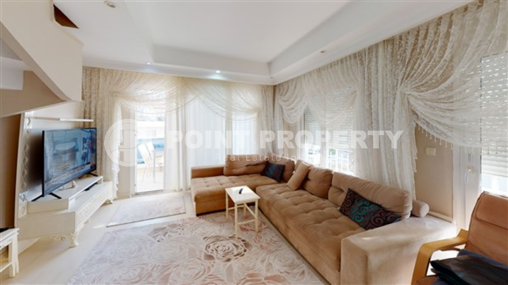 Duplex apartment in Alanya - Oba: spacious penthouse 4+1, 160m², 650m from the center.-id-1996-photo-2