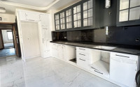 Two bedroom penthouse, 120m², fully finished, 1500m from the sea in the center of Alanya-id-1999-photo-2