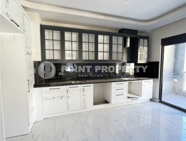 Two bedroom penthouse, 120m², fully finished, 1500m from the sea in the center of Alanya-id-1999-photo-3