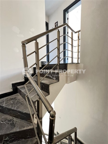 Two bedroom penthouse, 120m², fully finished, 1500m from the sea in the center of Alanya-id-1999-photo-9