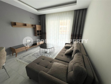 Ready to move in, one bedroom apartment, 58m², 900m from the sea in Mahmutlar, Alanya-id-2002-photo-3