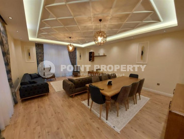 Private three-storey villa 6+2, 400m², with a private pool in Alanya Oba.-id-2004-photo-5