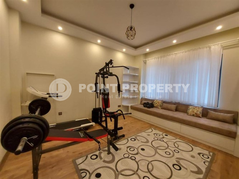 Private three-storey villa 6+2, 400m², with a private pool in Alanya Oba.-id-2004-photo-21