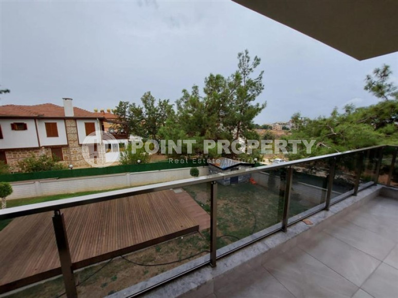 Private three-storey villa 6+2, 400m², with a private pool in Alanya Oba.-id-2004-photo-27