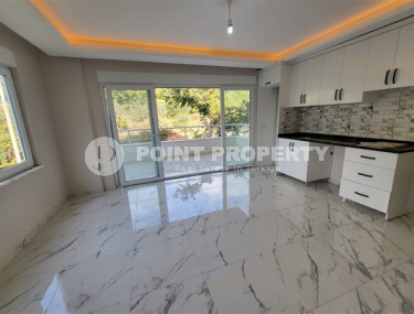 Three-room apartment, 85 m², with mountain views in a cozy residence in Oba at a competitive price-id-2005-photo-3