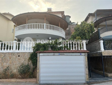 Просторная частная вилла 4+2, 375м² с отличными видами, с бассейном, в центре Алании-id-2006-фото-3