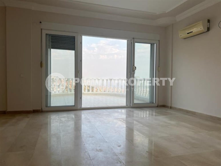 Просторная частная вилла 4+2, 375м² с отличными видами, с бассейном, в центре Алании-id-2006-фото-20