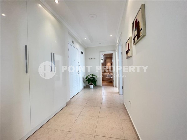 Трехкомнатная квартира, 120м², в уютной резиденции с бассейном в 300м от моря в районе Алании Тосмур-id-2007-фото-16