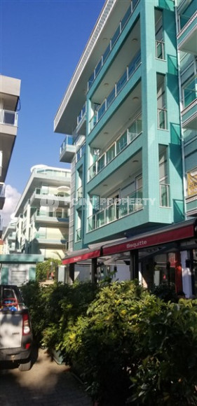 Alanya center: furnished apartment 2+1, 100m², in a cozy complex near Damlatas beach-id-2012-photo-2