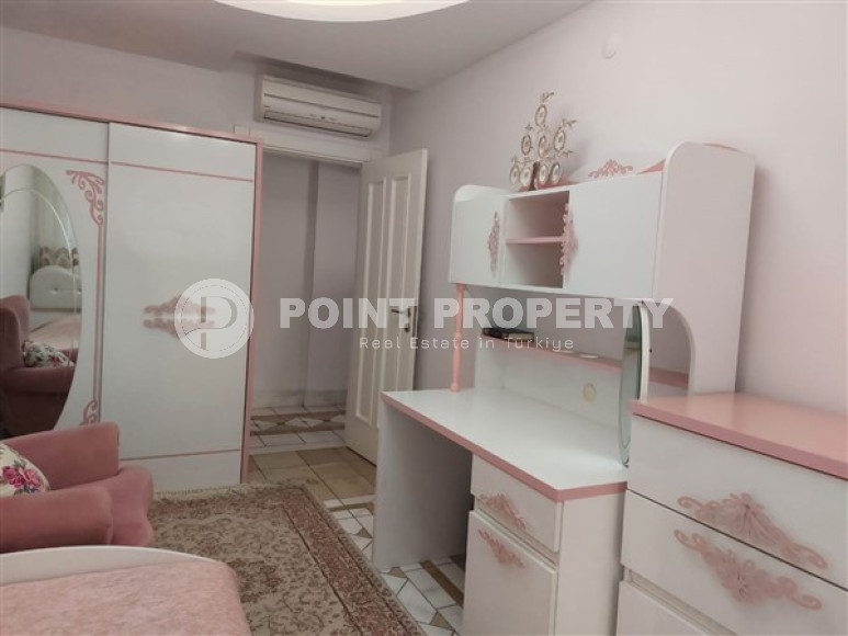 Alanya center: furnished apartment 2+1, 100m², in a cozy complex near Damlatas beach-id-2012-photo-12