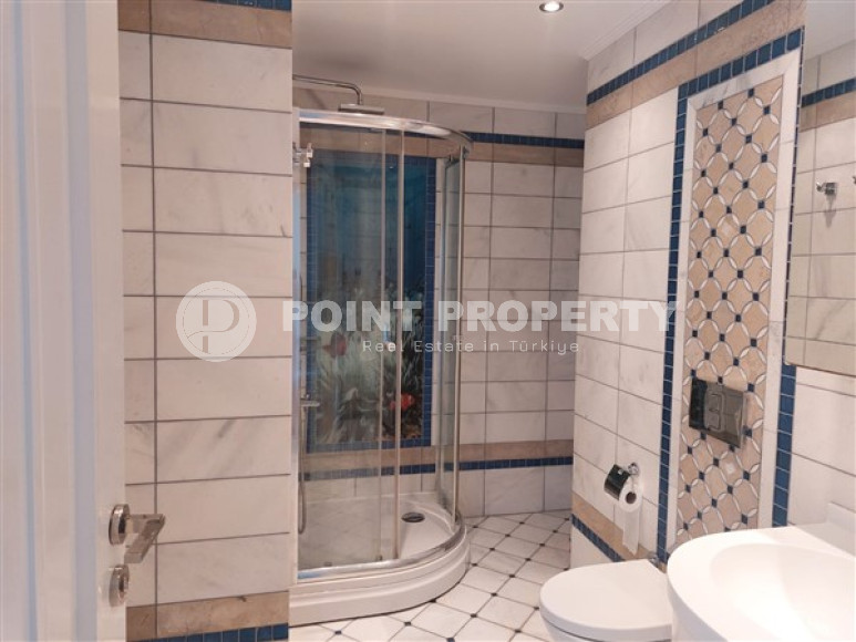 Alanya center: furnished apartment 2+1, 100m², in a cozy complex near Damlatas beach-id-2012-photo-13