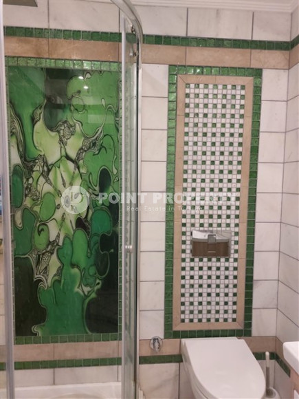 Alanya center: furnished apartment 2+1, 100m², in a cozy complex near Damlatas beach-id-2012-photo-14